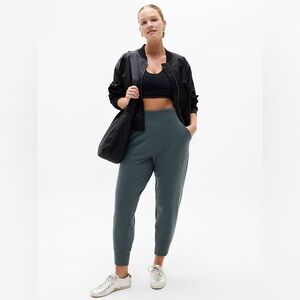 Athleta Coaster Luxe High Rise Jogger